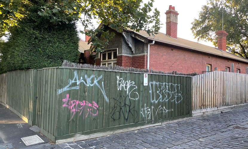 12_Graffiti-East-Melbourne-1.jpg