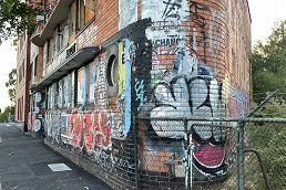 12_Graffiti-East-Melbourne-2.jpg